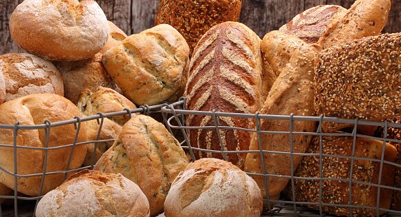 Найти альтернативу: чем заменить хлеб при сбалансированном рационе питания